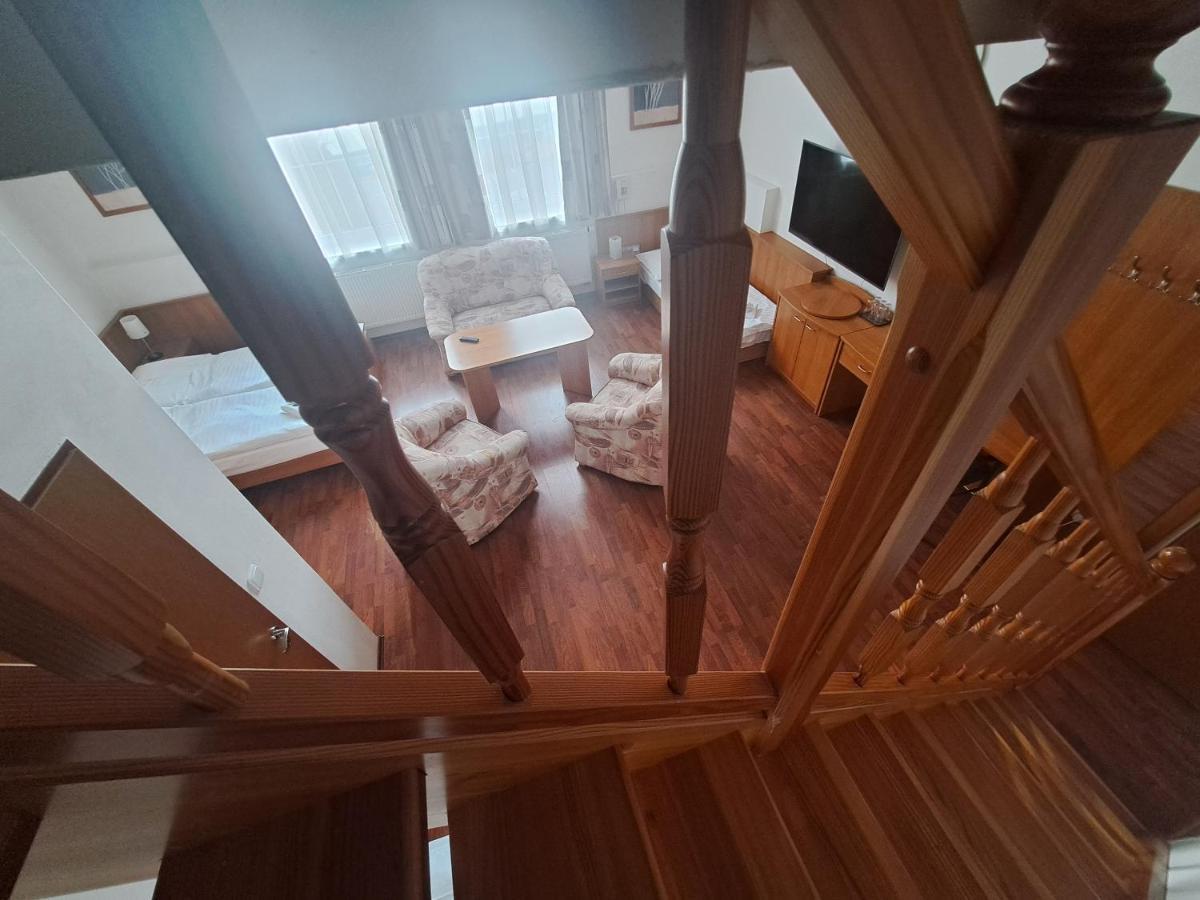 Hasicsky Hotel Přibyslav Exteriér fotografie